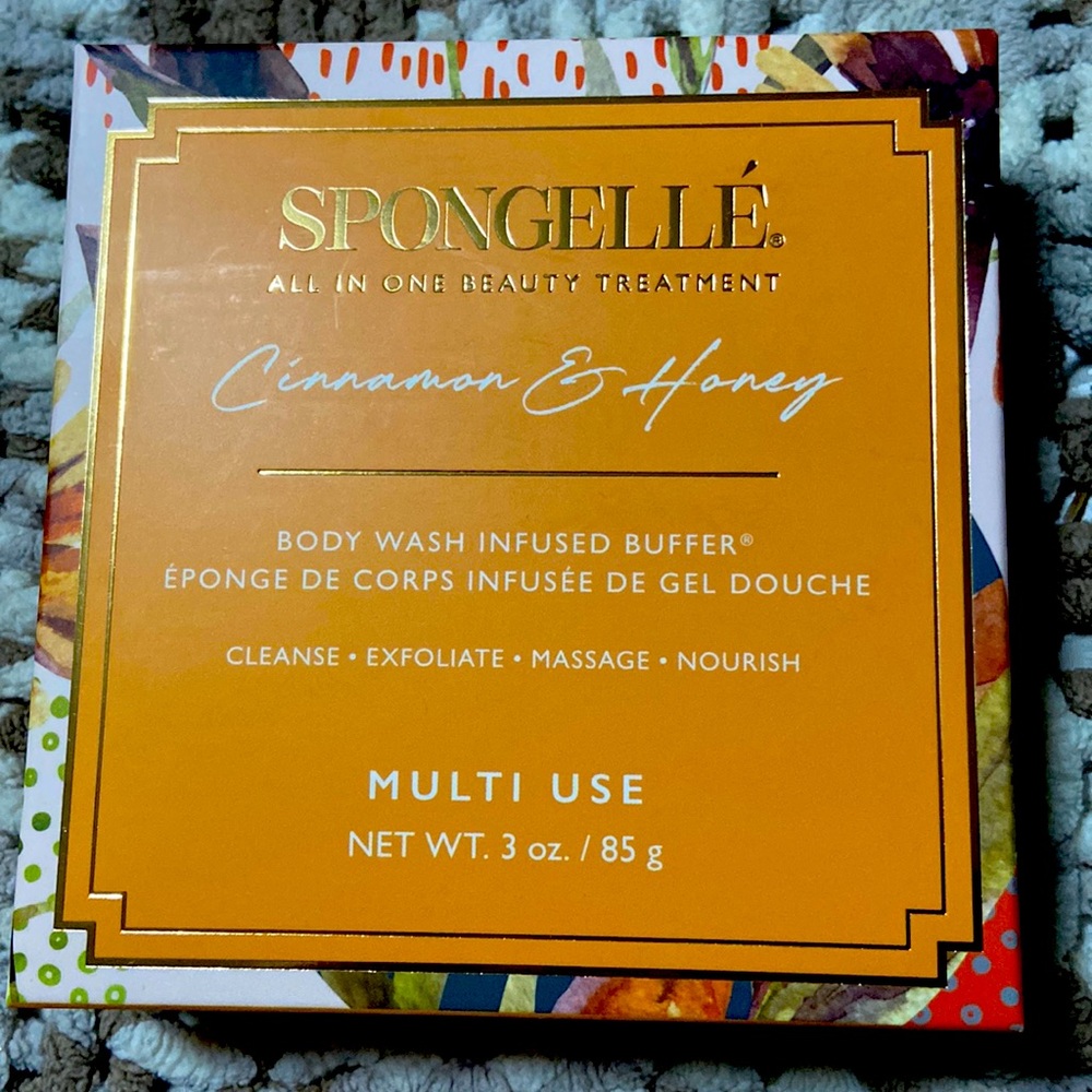 SOLD.      2 for $22 Cinnamon & Honey Limited Edition SPONGELLE BNIB